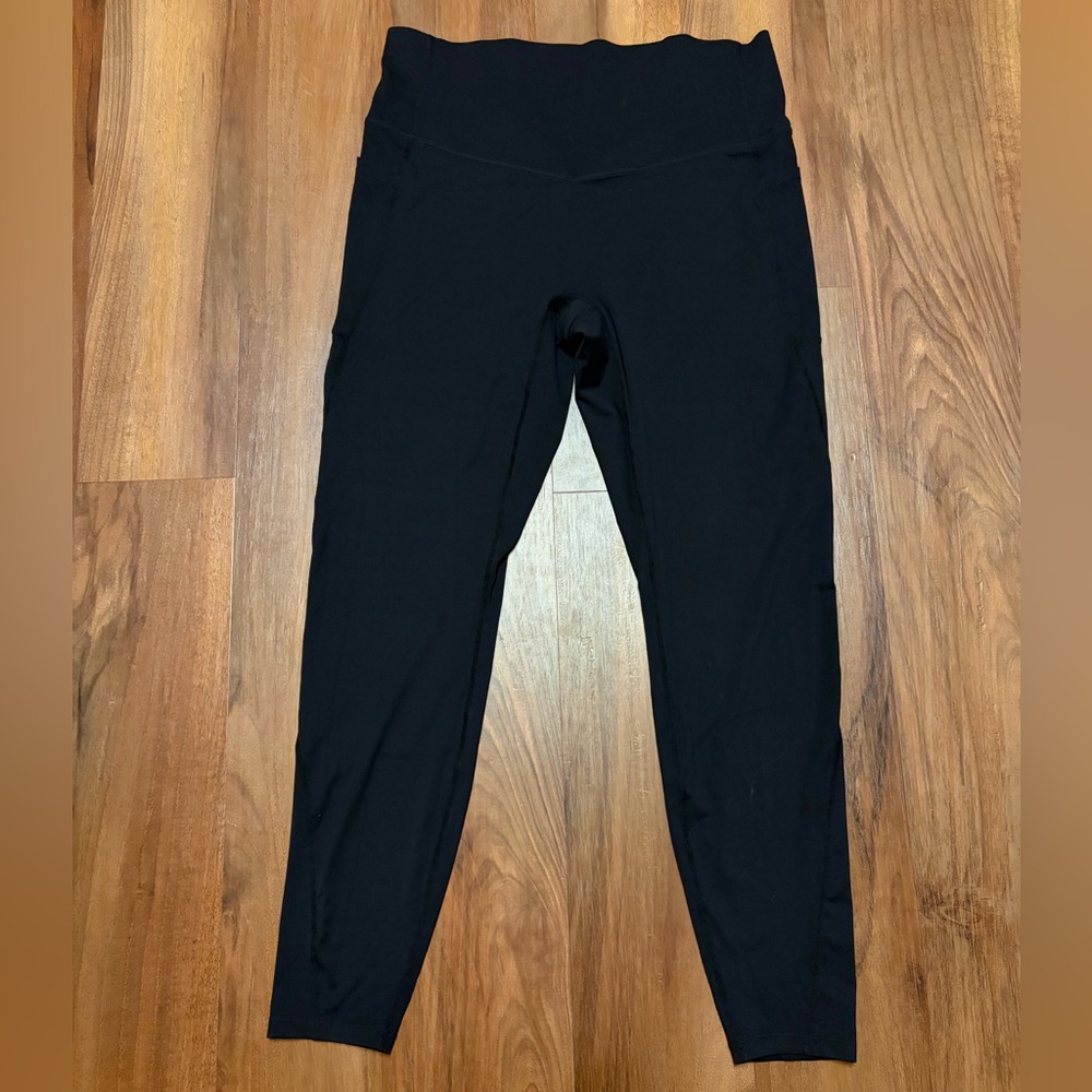 Halara UltraSculpt High Waisted Tummy Control Pocket Shaping Training Leggings